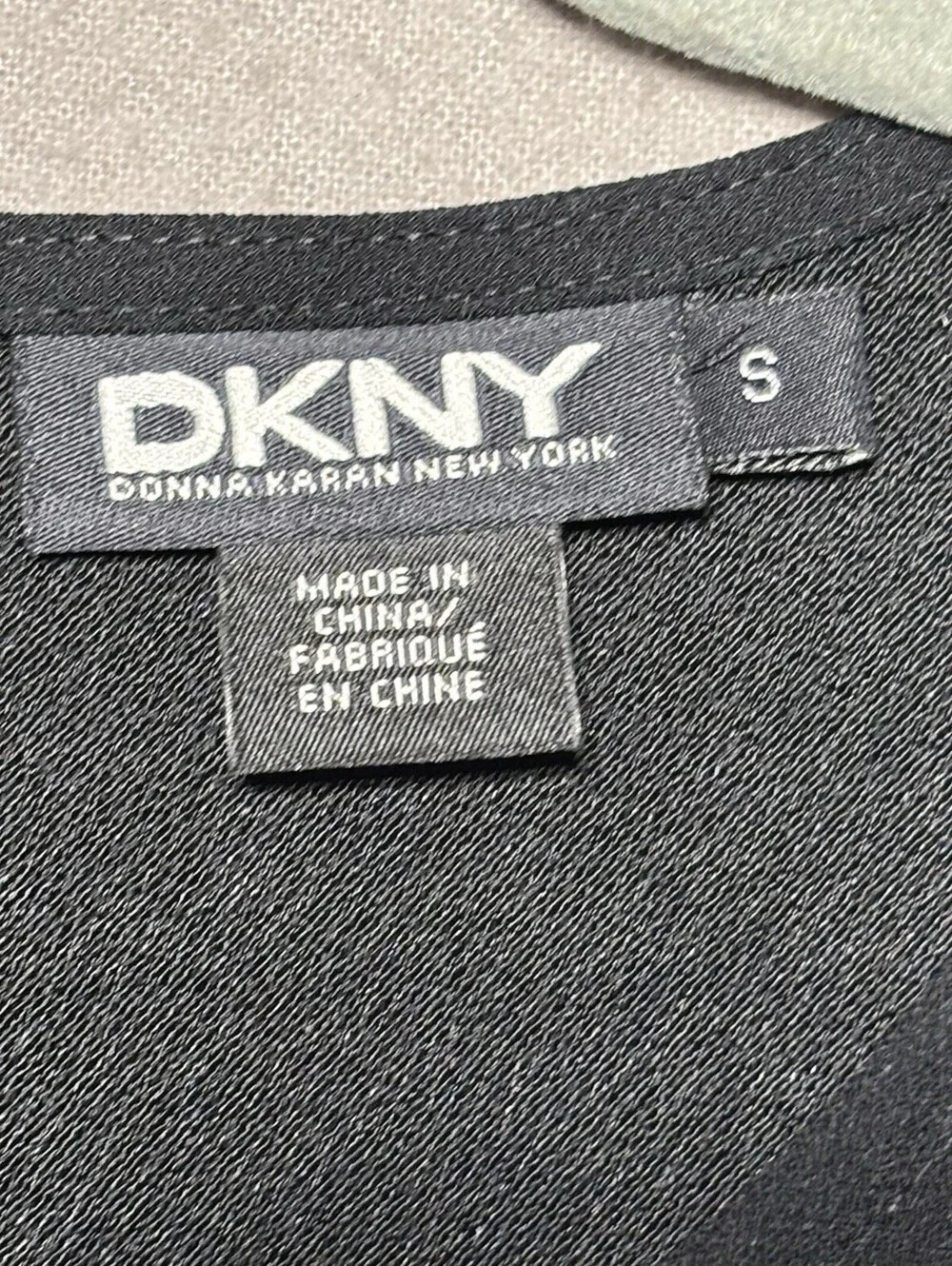 DKNY Donna Karan Black & Off White Contrast Beaded Box Blouse Top Small NWT $335